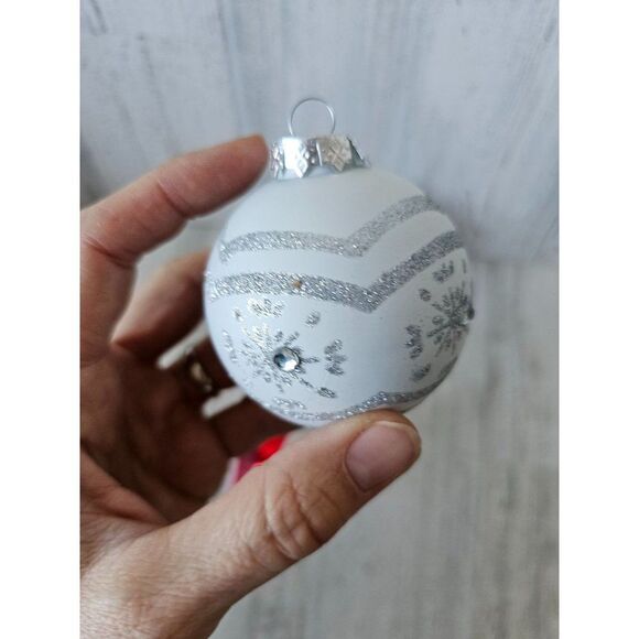 Peppermint reflector glitter silver white ball ornament lot set Xmas tree - Picture 7 of 12